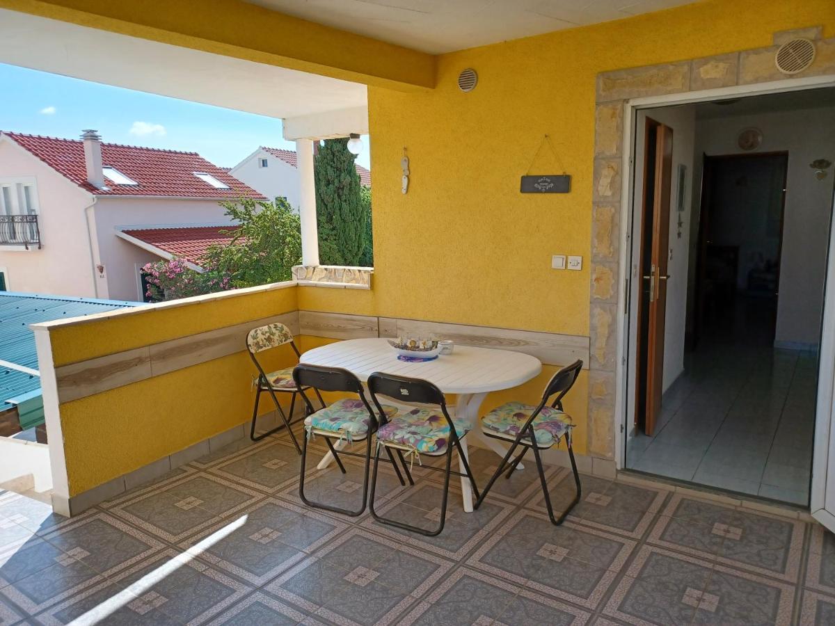 Apartmani Jakovljevic Murter Exterior photo